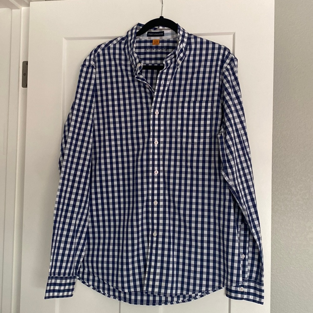 Men’s Checkered Button Down